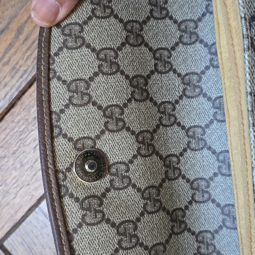 Authentic Gucci Monogram Canvas Purse - Picture 8 of 11